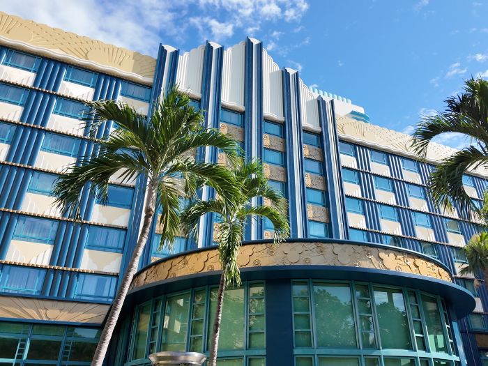 香港ディズニーランドのハリウッドホテルの外観