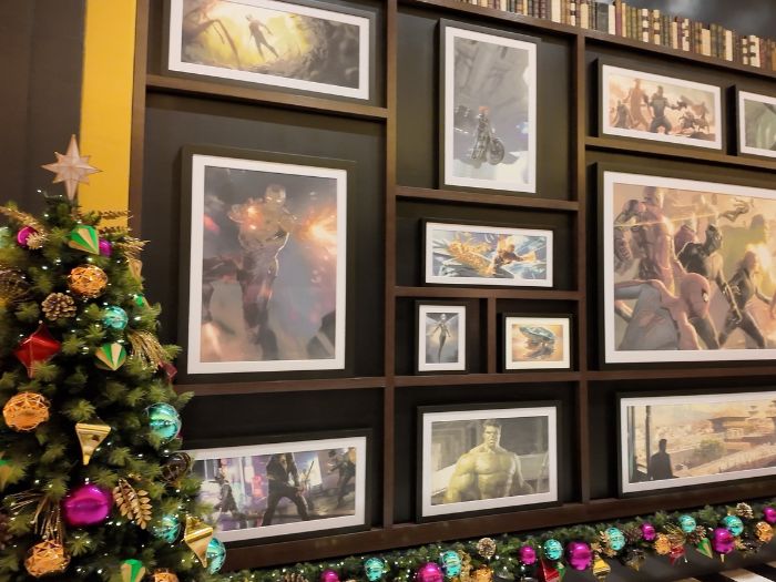 香港ディズニーランドのハリウッドホテルの館内装飾