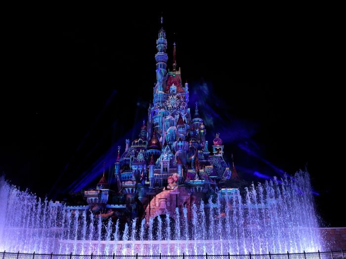 香港ディズニーランドのナイトショーモーメンタスを最前列から観た様子