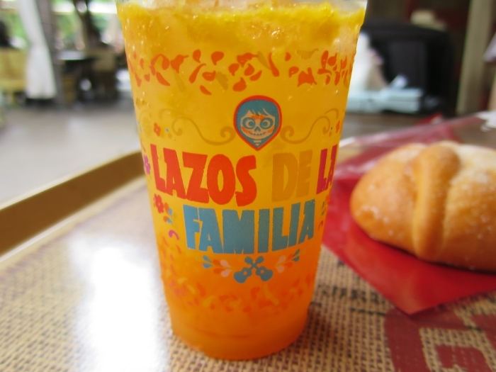 東京ディズニーシー「リメンバー・ミー」ドリンク（オレンジ＆マンダリンオレンジ）