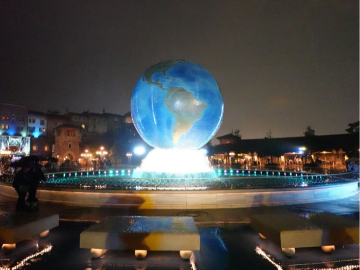東京ディズニーシーの夜景